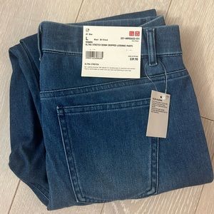 Uniqlo Ultra Stretch Denim Cropped Legging Pants.